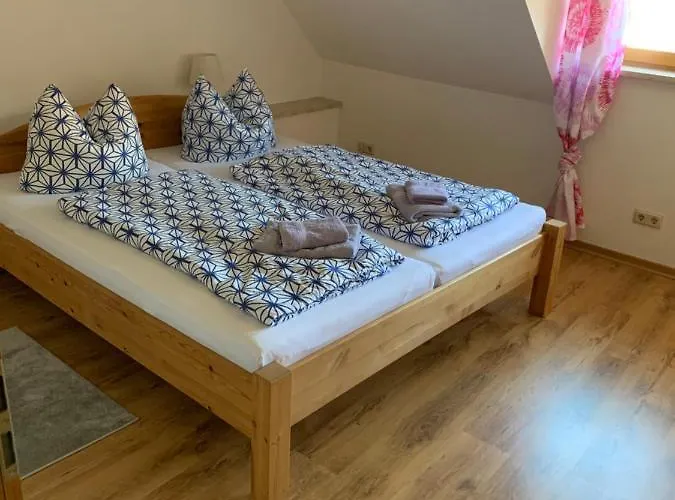 2 Grosse Bruedergasse